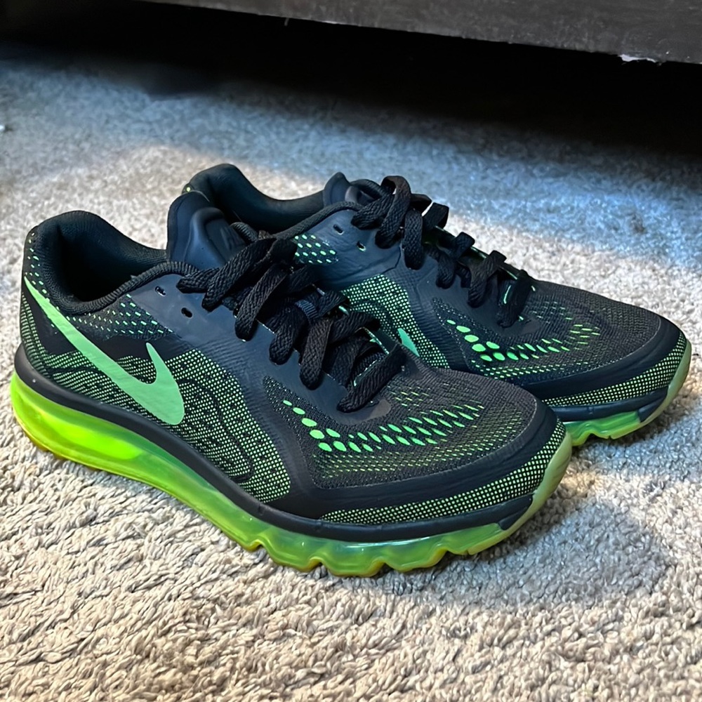 Nike Air Max, Kids 6.5, Black and Neon yellow